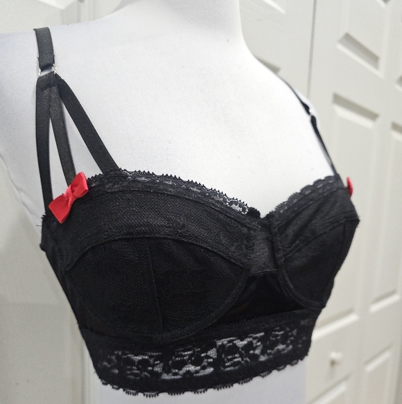 Vintage Hot Topic Goth Morbid Threads Black Lace Strappy Lingerie Bra Bustier S - Picture 3 of 13